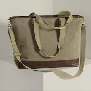 Thirty-One Take along Weekender Bag in Vintage Olive